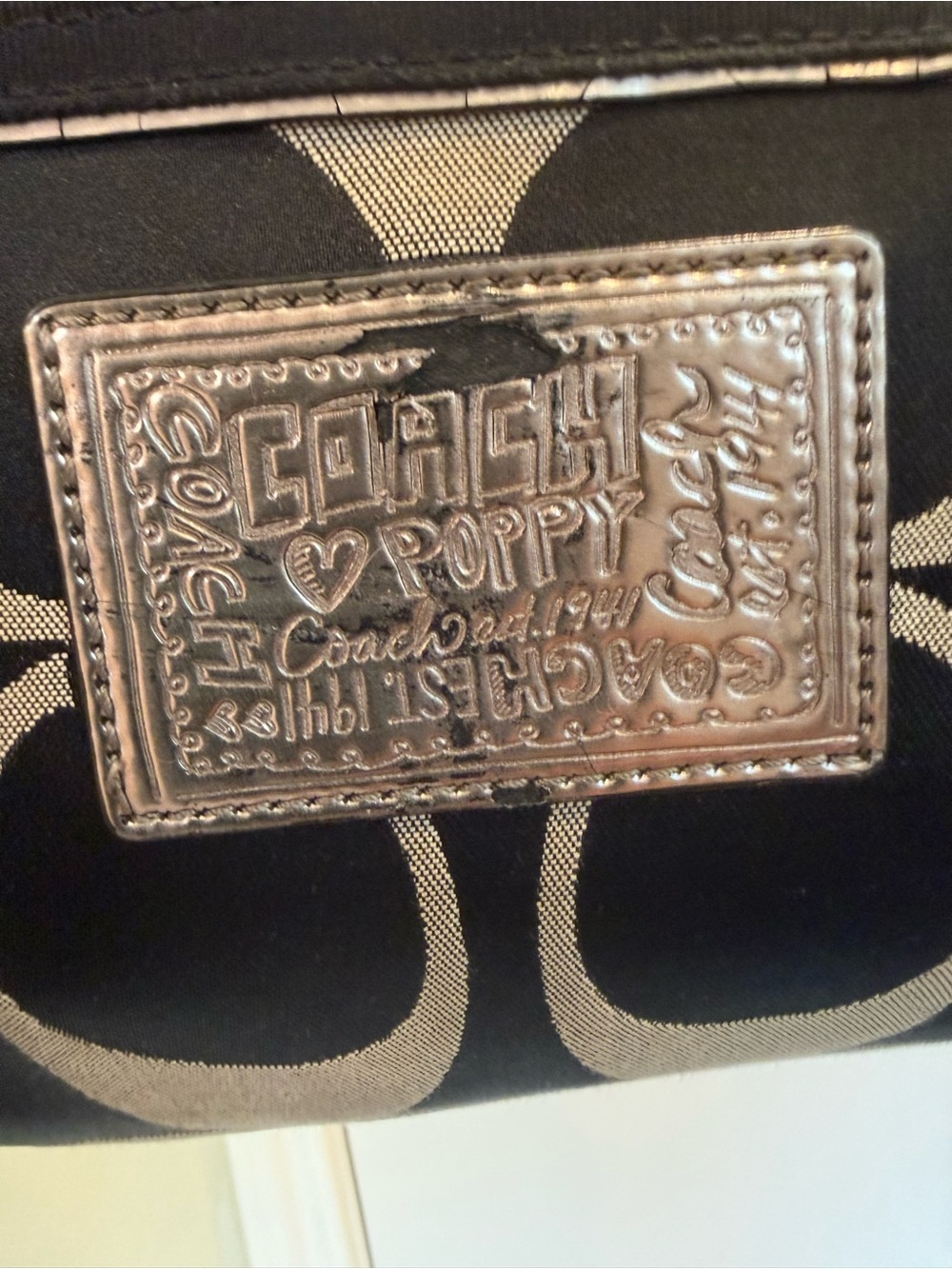Coach Poppy Y2K Signature Shoulder Bag Black Canvas Silver Metallic Strap Charm - Picture 3 of 15